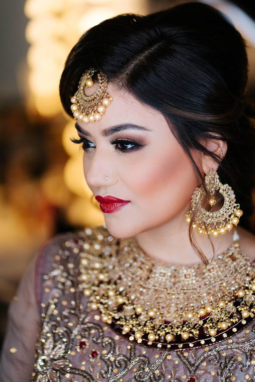 Dramatic bridal makeup by Maliha Khan