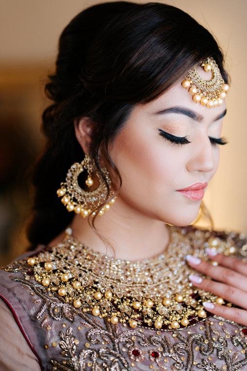 Natural bridal makeup by Maliha Khan