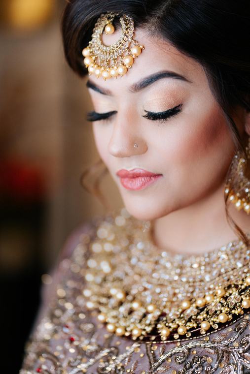 Natural bridal makeup by Maliha Khan