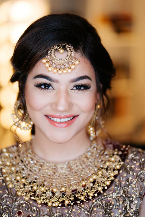 Natural bridal makeup by Maliha Khan