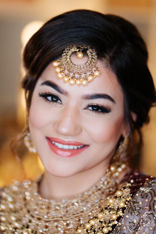 Natural bridal makeup by Maliha Khan