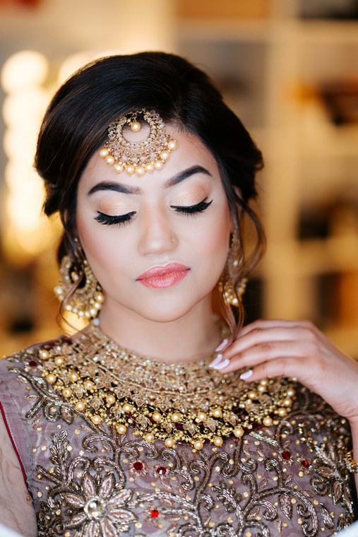 Natural bridal makeup by Maliha Khan