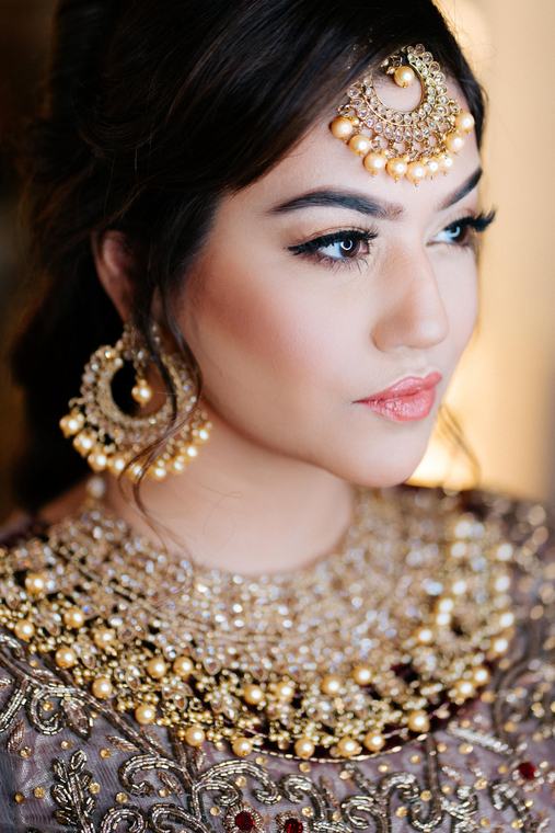 Natural bridal makeup by Maliha Khan