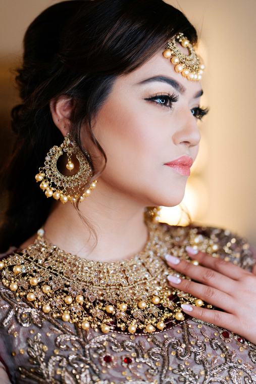 Natural bridal makeup by Maliha Khan