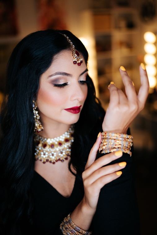 Dramatic bridal makeup by Maliha Khan