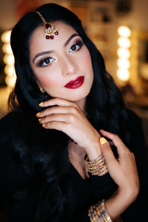 Dramatic bridal makeup by Maliha Khan