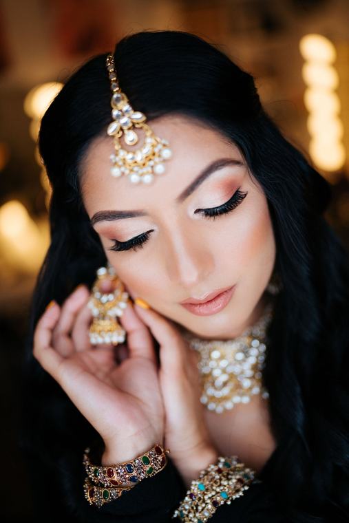 Natural bridal makeup by Maliha Khan