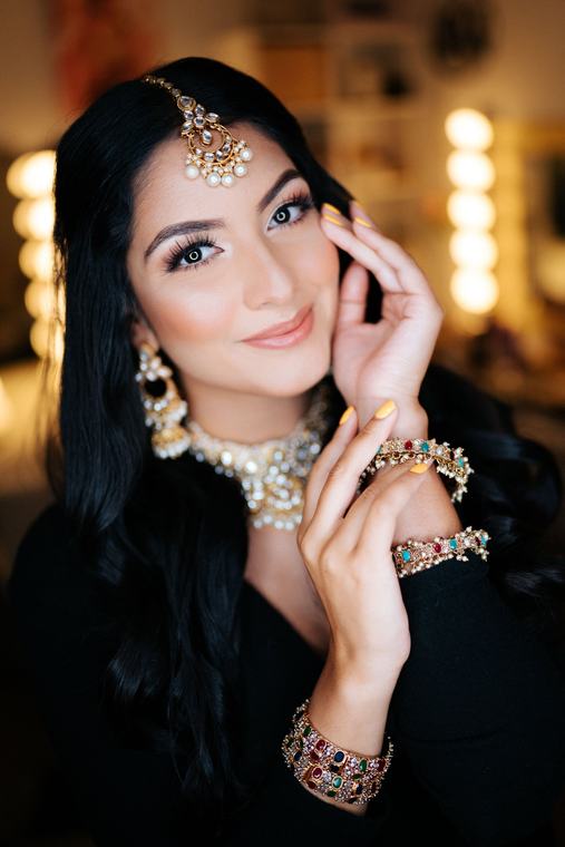 Natural bridal makeup by Maliha Khan