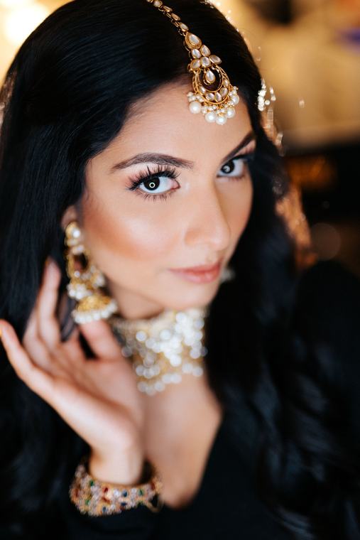 Natural bridal makeup by Maliha Khan